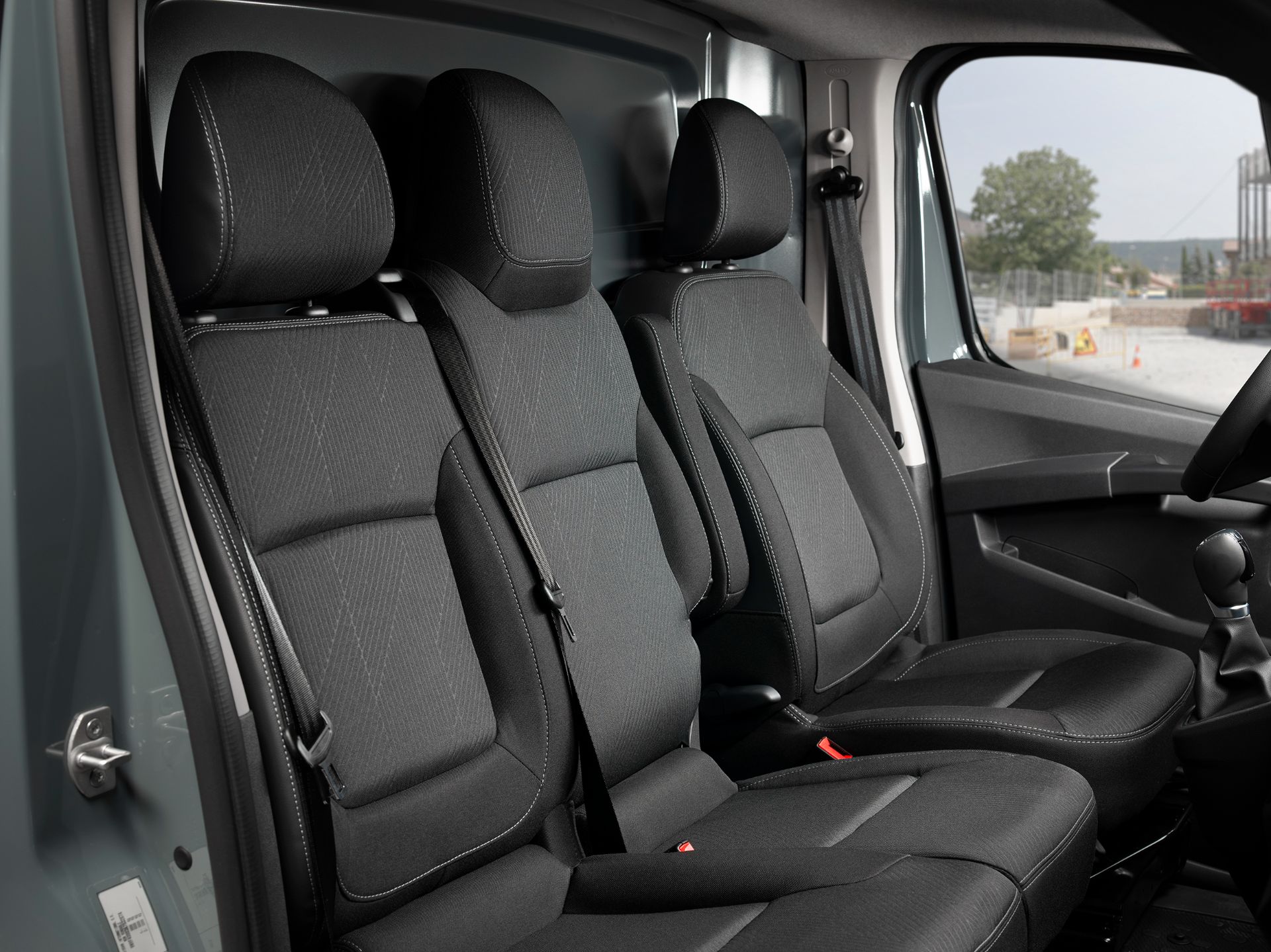 Nissan Replaces NV200 And e-NV200 With All-New Townstar, Updates The Rest Of Its LCV Range