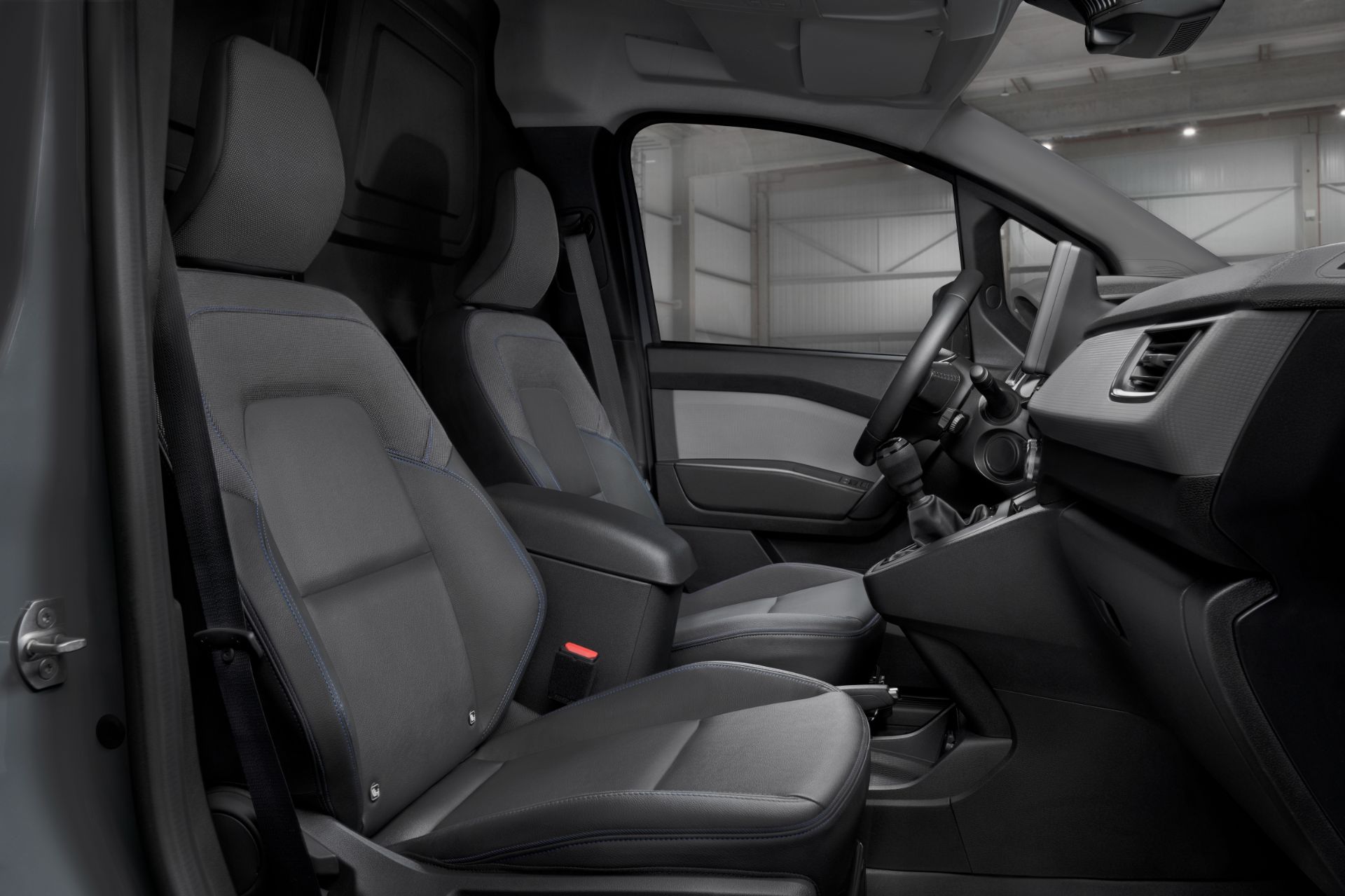 Nissan Replaces NV200 And e-NV200 With All-New Townstar, Updates The Rest Of Its LCV Range