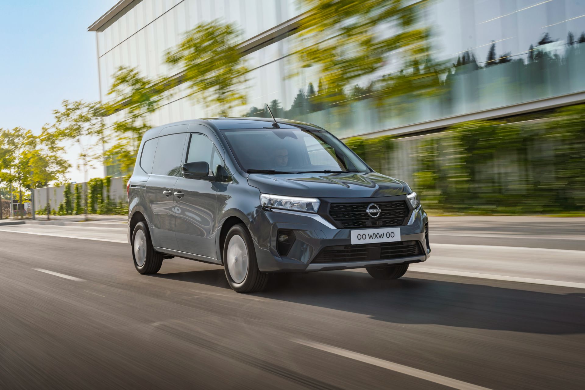 Nissan Replaces NV200 And e-NV200 With All-New Townstar, Updates The Rest Of Its LCV Range