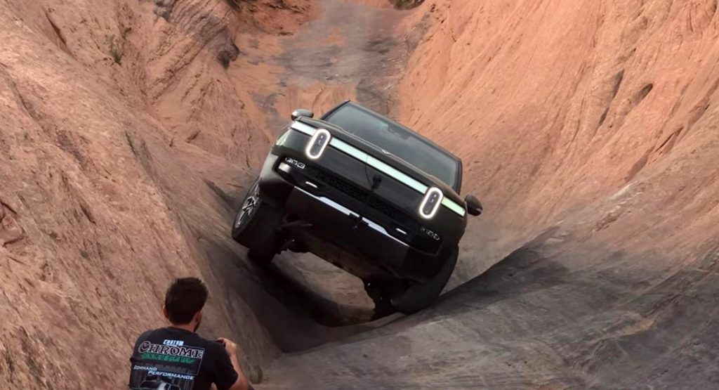  Watch The Rivian R1T Take On Moab’s Infamous Hell’s Gate