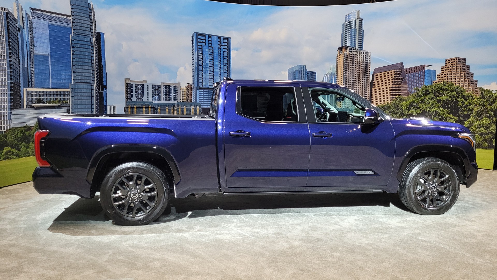 The 2022 Toyota Tundra Is A Tougher, Twin-Turbo’ed Pickup