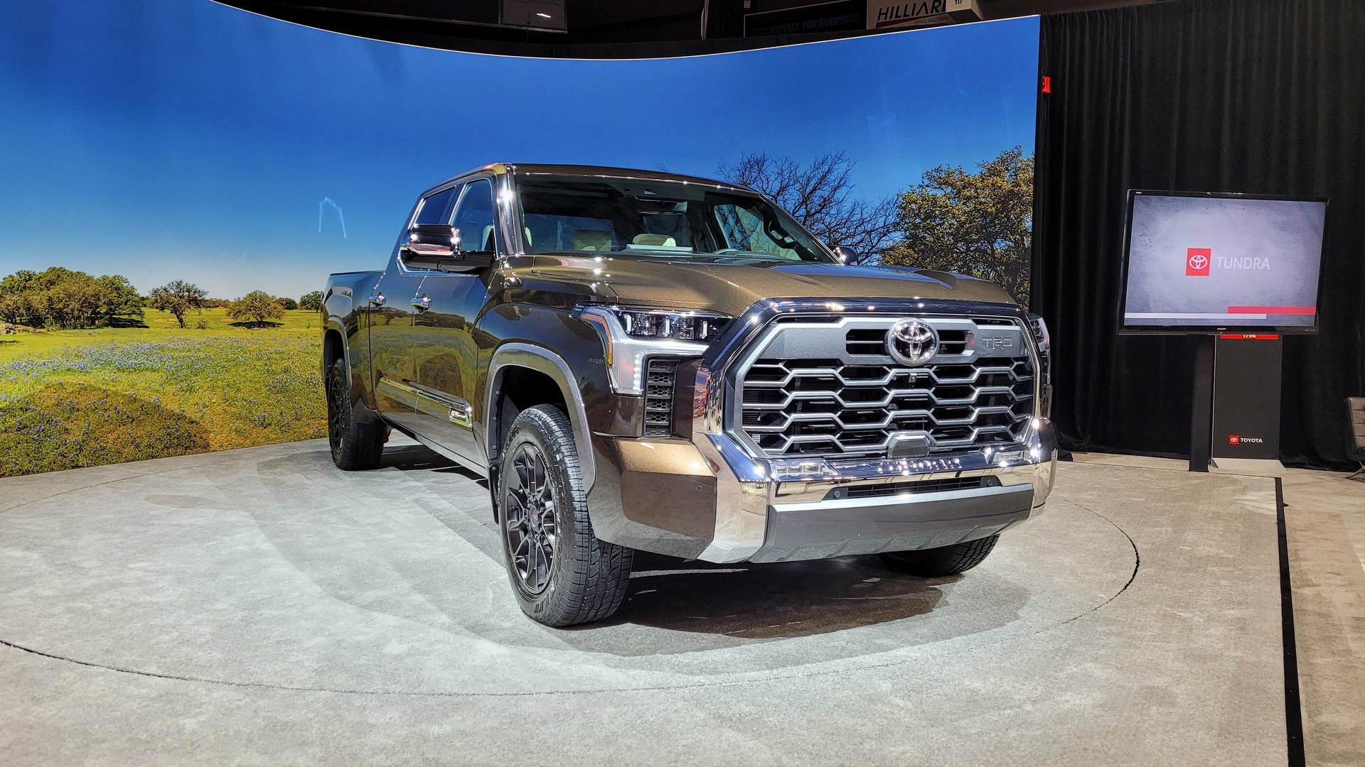 The 2022 Toyota Tundra Is A Tougher, Twin-Turbo’ed Pickup