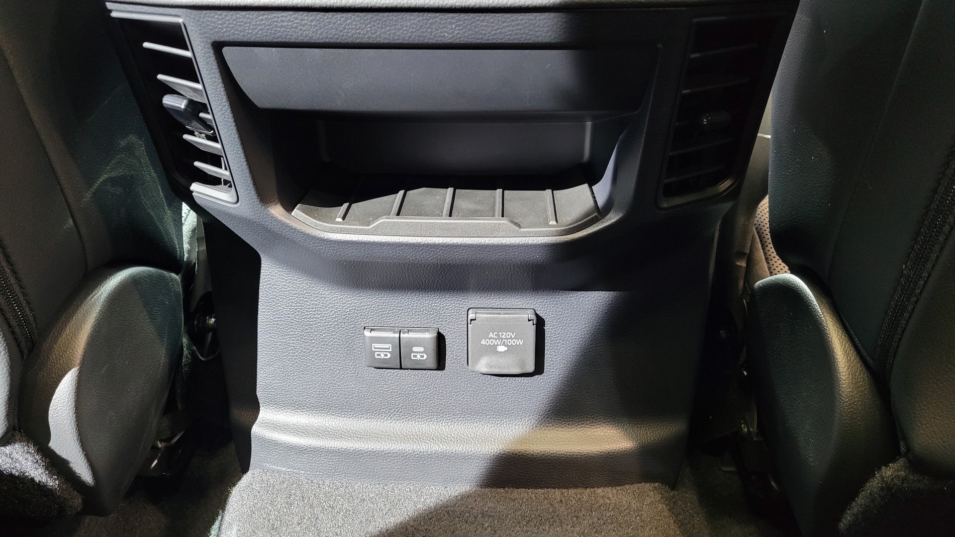 The 2022 Toyota Tundra Is A Tougher, Twin-Turbo’ed Pickup