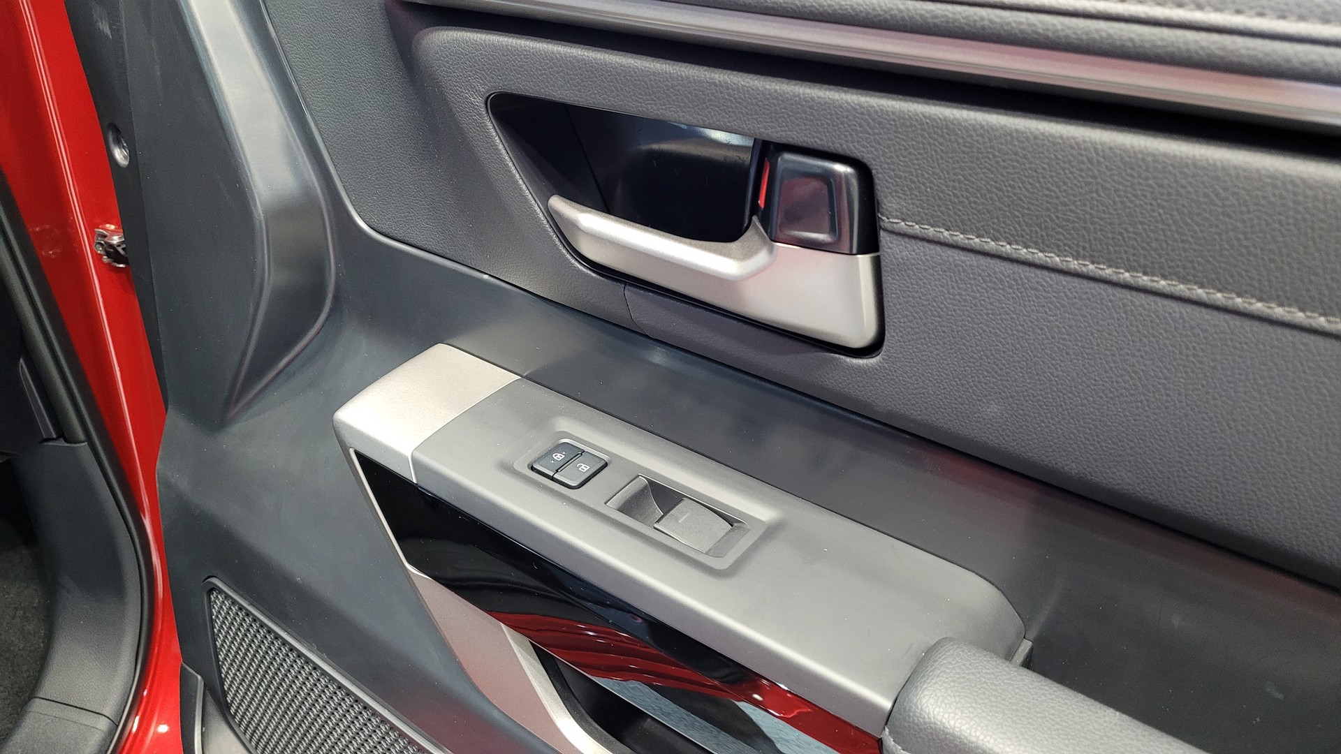 The 2022 Toyota Tundra Is A Tougher, Twin-Turbo’ed Pickup