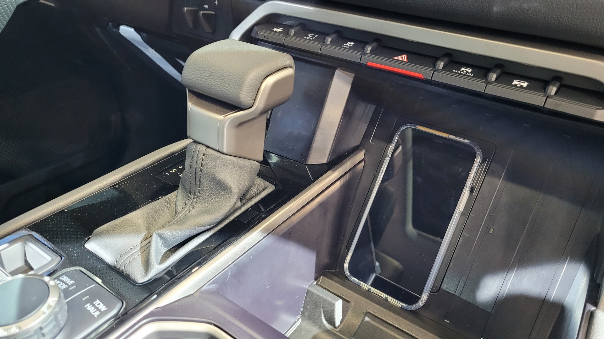 The 2022 Toyota Tundra Is A Tougher, Twin-Turbo’ed Pickup