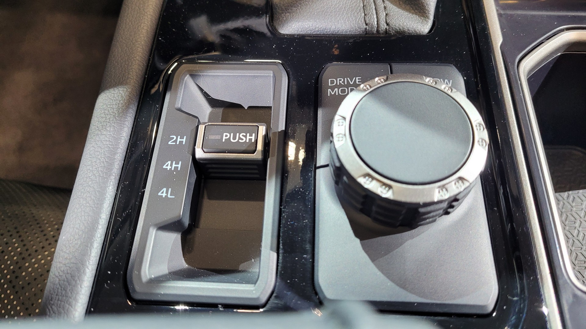 The 2022 Toyota Tundra Is A Tougher, Twin-Turbo’ed Pickup