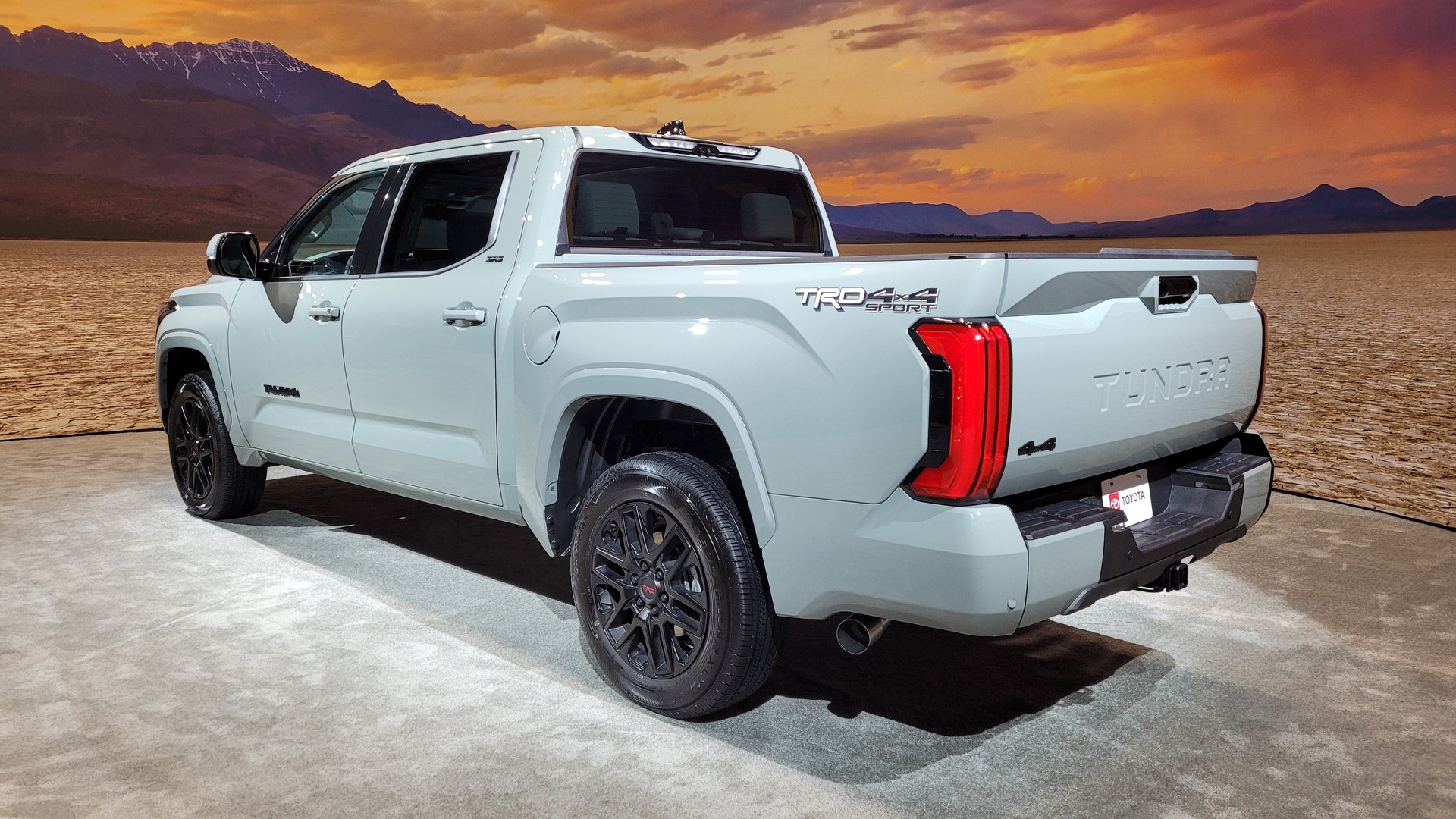 The 2022 Toyota Tundra Is A Tougher, Twin-Turbo’ed Pickup