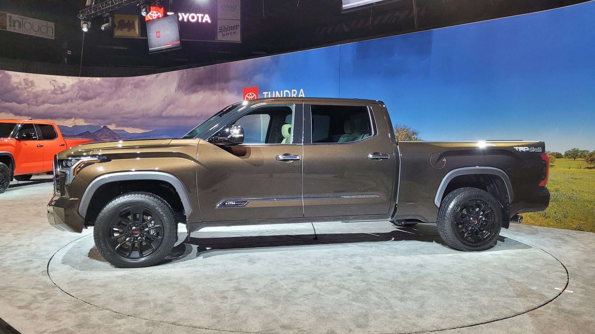 The 2022 Toyota Tundra Is A Tougher, Twin-Turbo’ed Pickup
