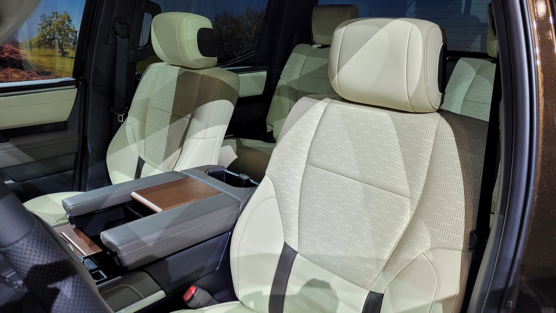 The 2022 Toyota Tundra Is A Tougher, Twin-Turbo’ed Pickup