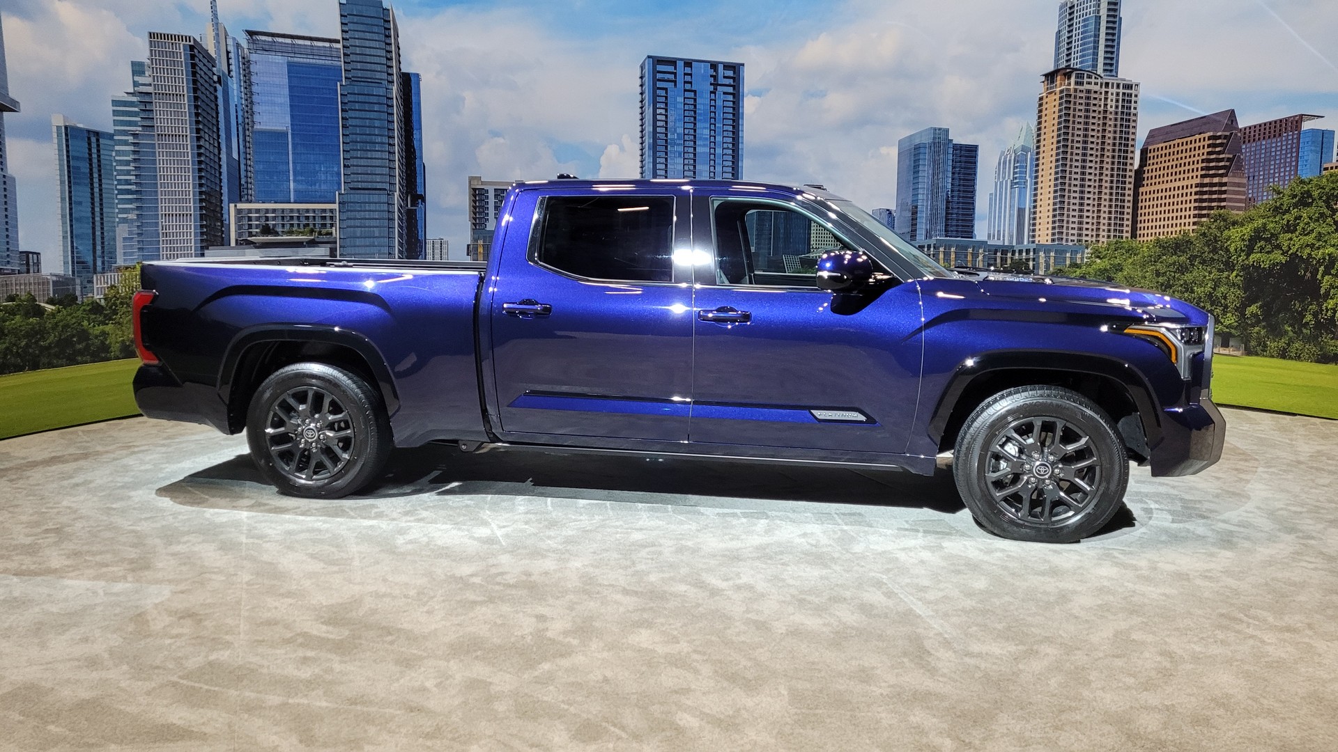 The 2022 Toyota Tundra Is A Tougher, Twin-Turbo’ed Pickup