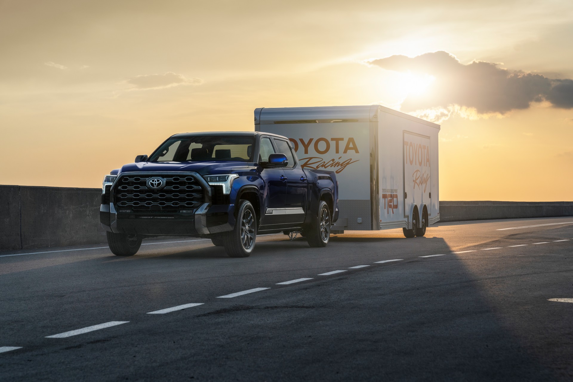 The 2022 Toyota Tundra Is A Tougher, Twin-Turbo’ed Pickup