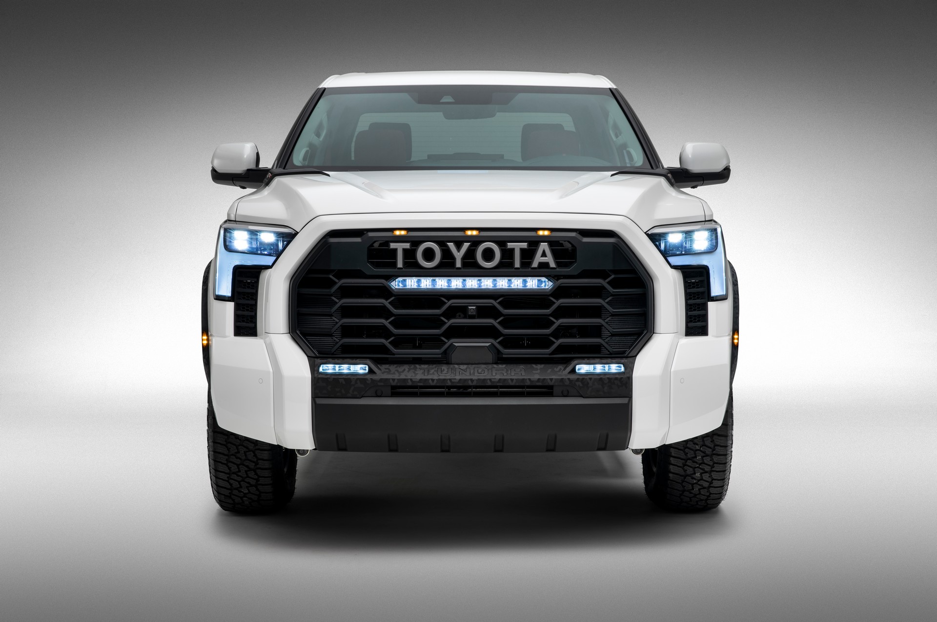 The 2022 Toyota Tundra Is A Tougher, Twin-Turbo’ed Pickup