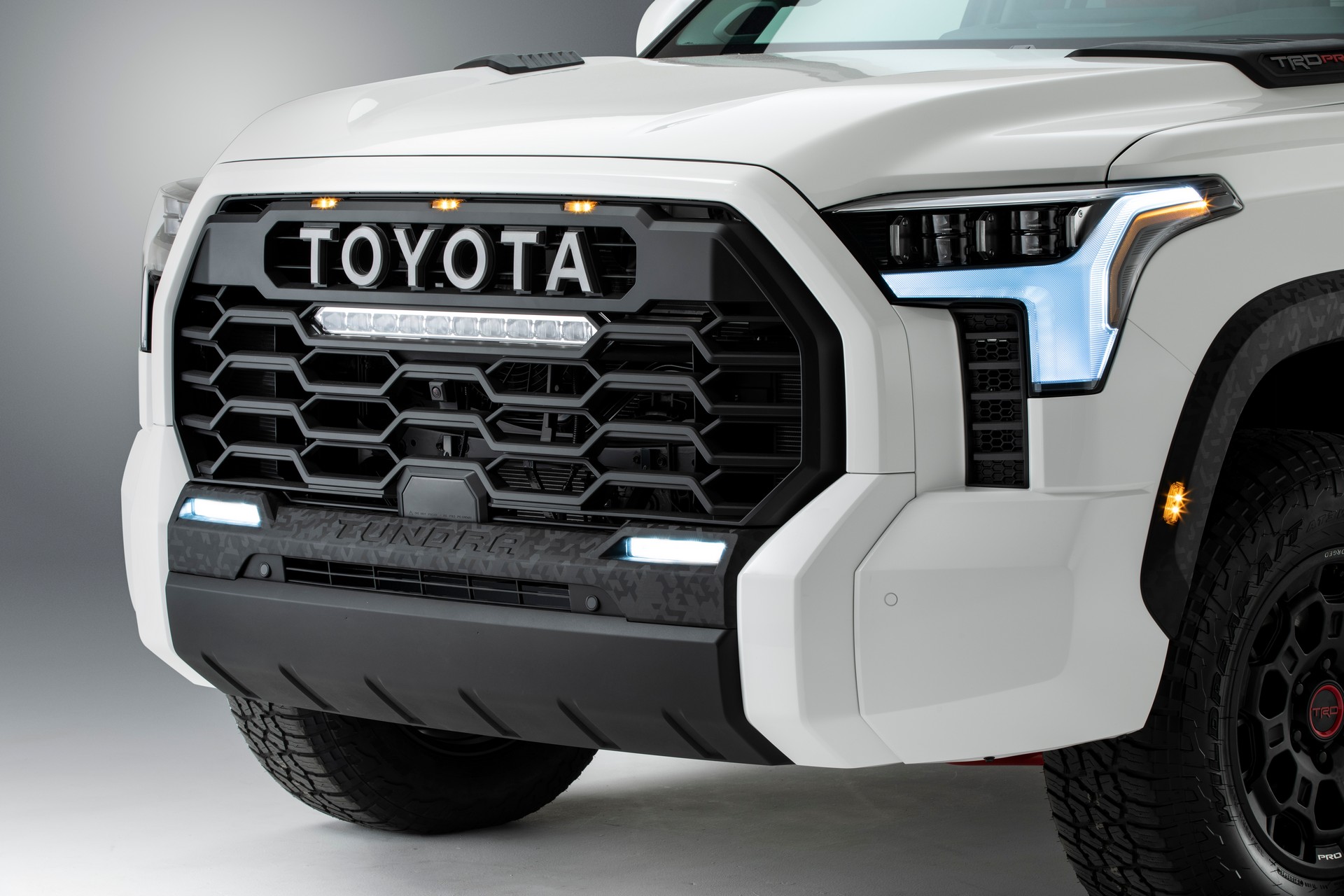 The 2022 Toyota Tundra Is A Tougher, Twin-Turbo’ed Pickup