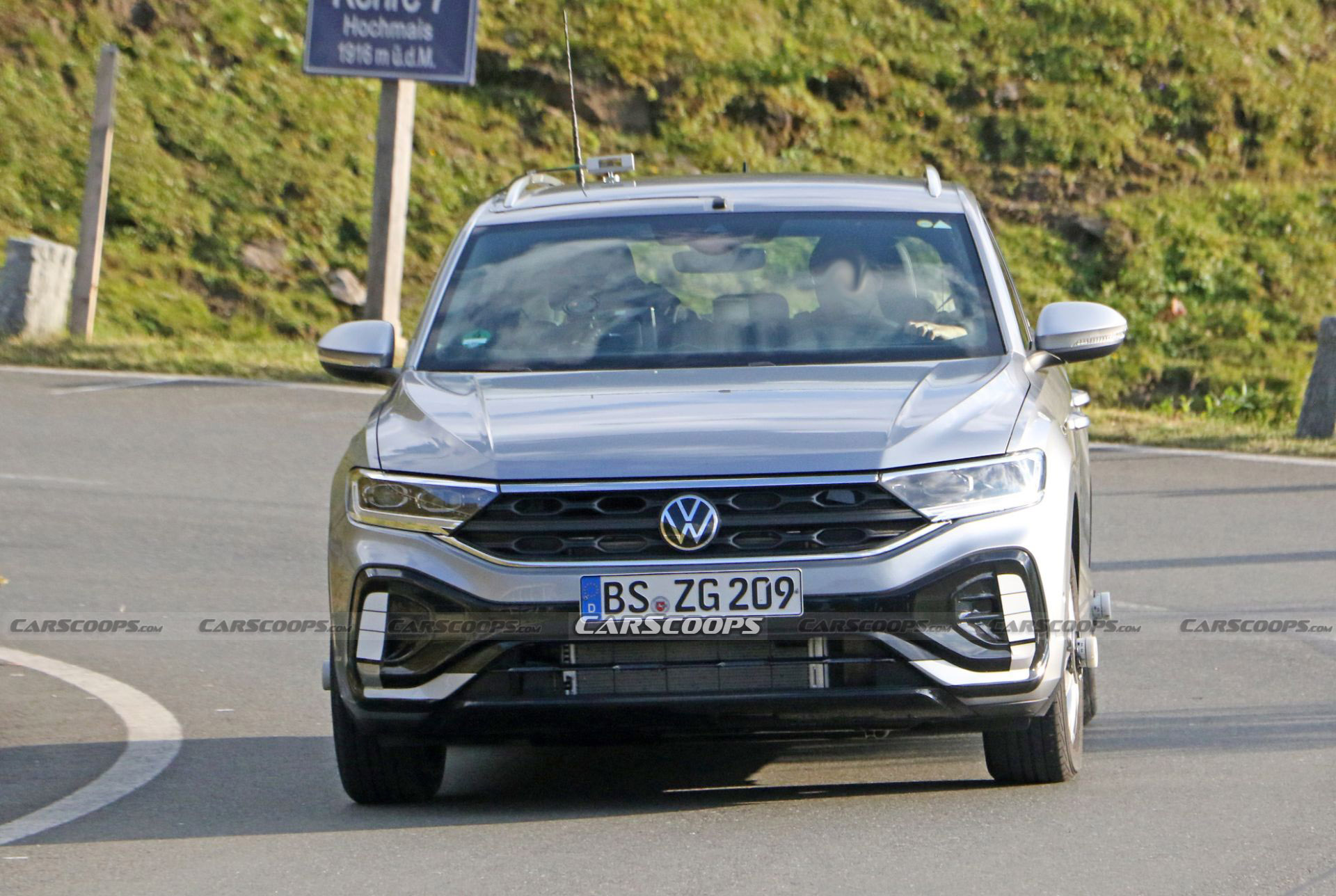 Sorry-Looking 2022 VW T-Roc Spied Wearing Hubcaps For Brake Testing