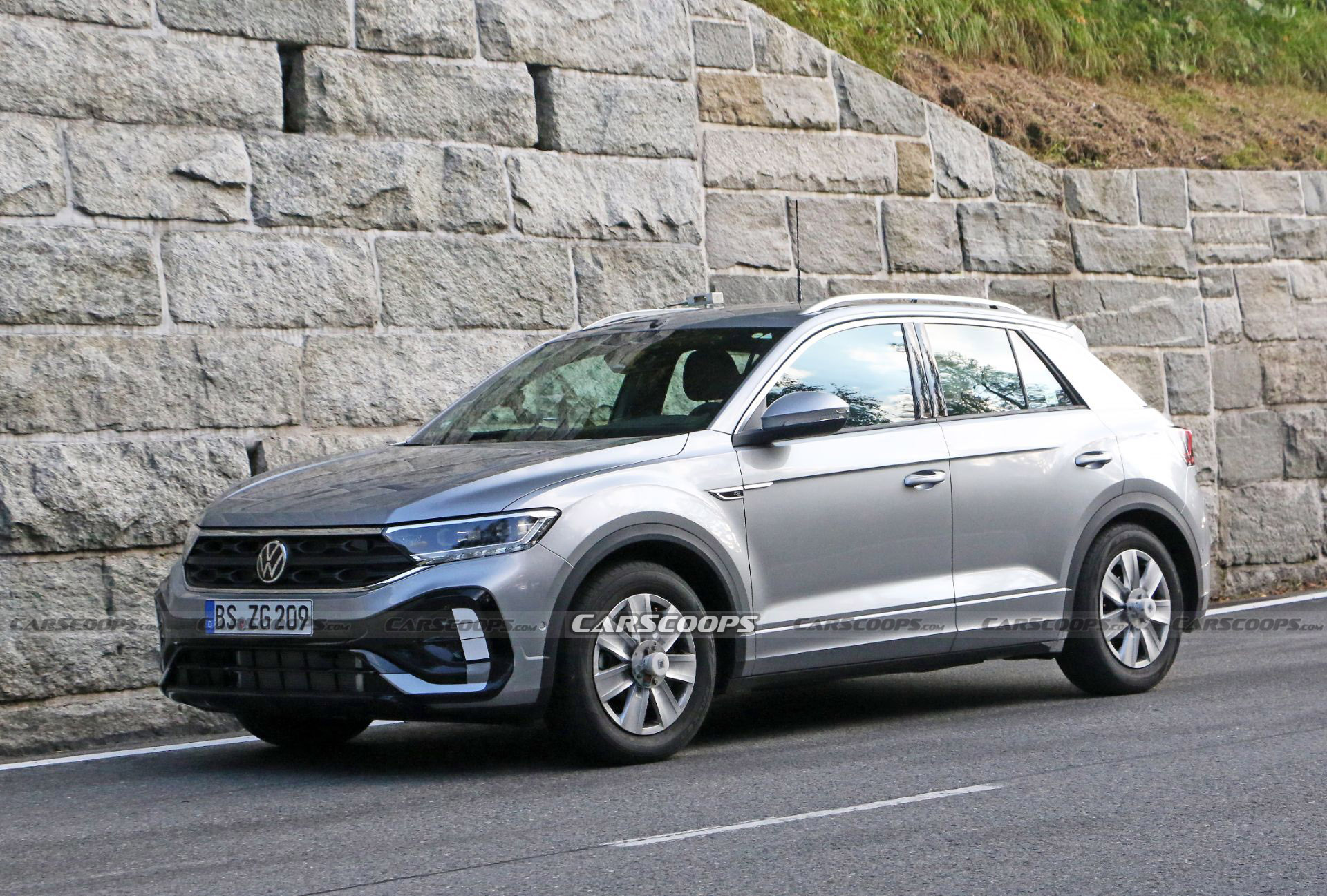 Sorry-Looking 2022 VW T-Roc Spied Wearing Hubcaps For Brake Testing