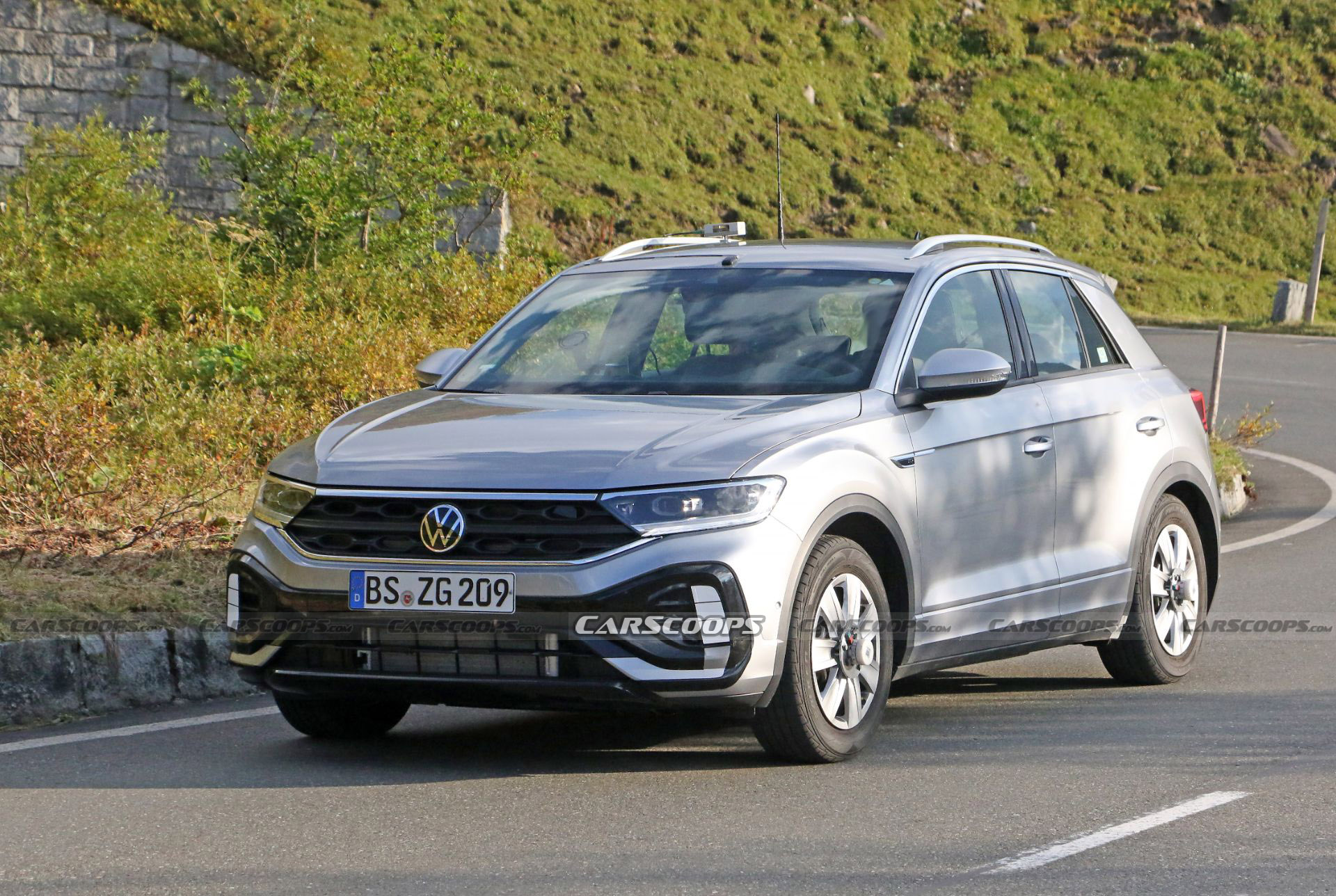 Sorry-Looking 2022 VW T-Roc Spied Wearing Hubcaps For Brake Testing