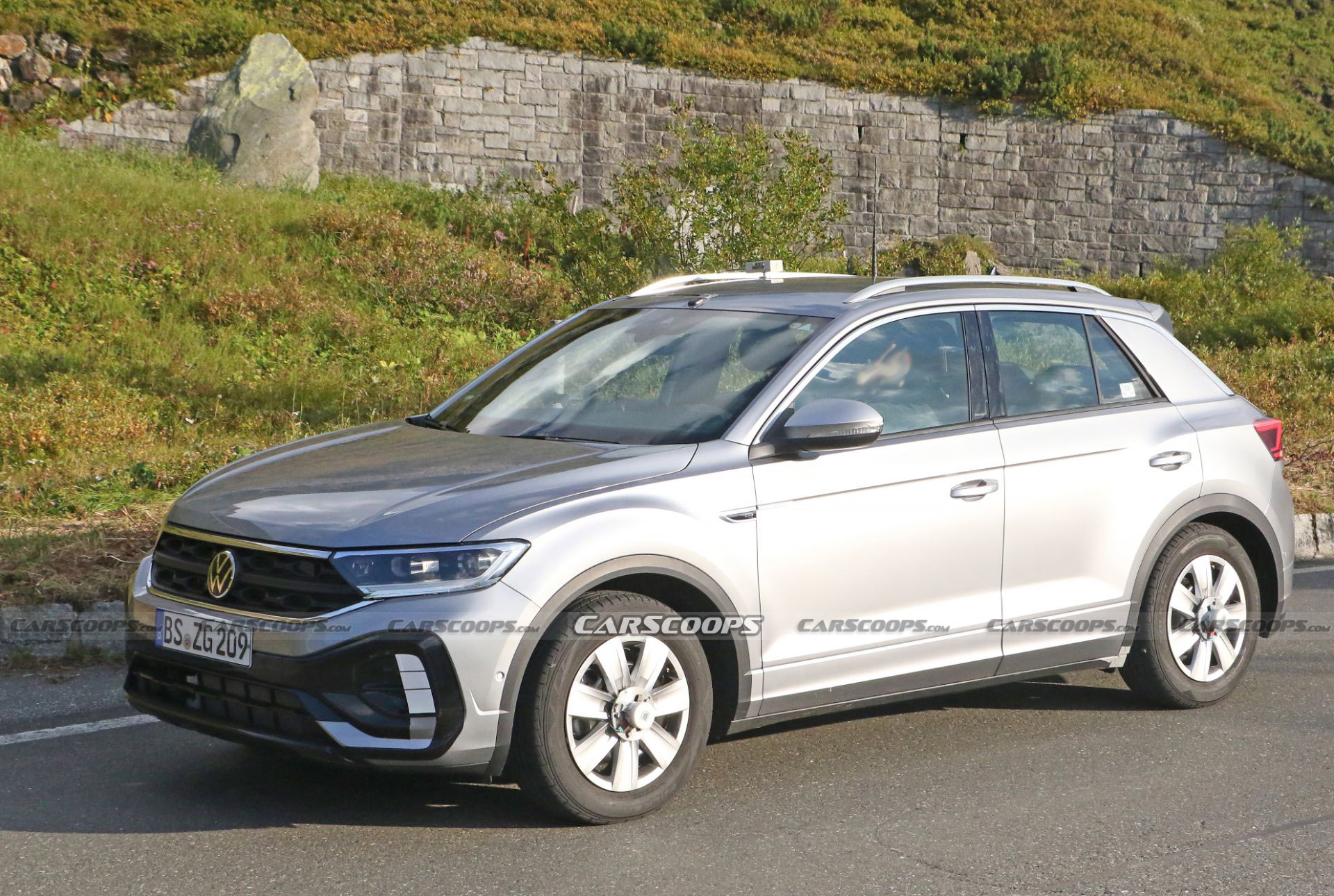 Sorry-Looking 2022 VW T-Roc Spied Wearing Hubcaps For Brake Testing