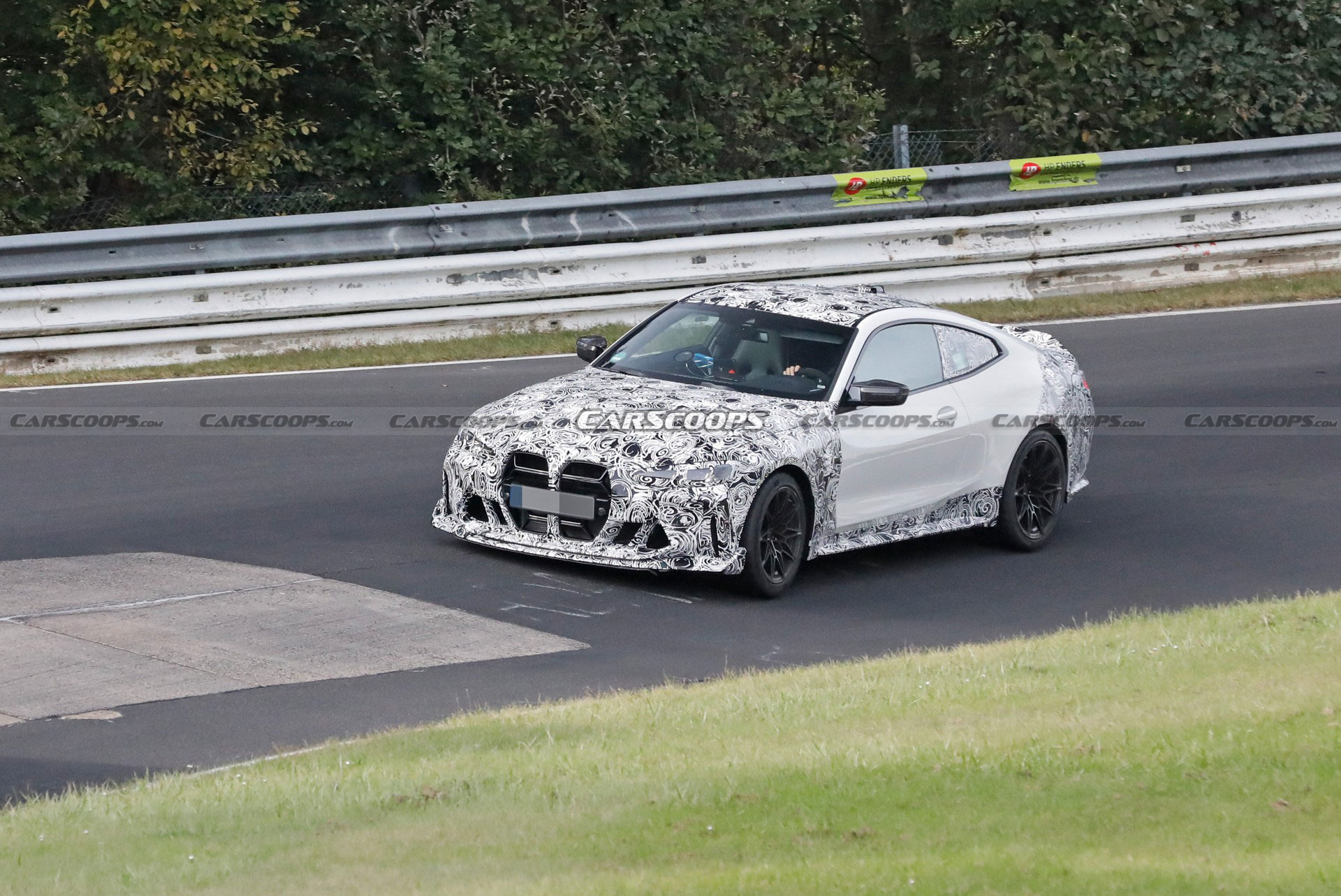 2023 BMW M4 CSL Hits The Track And Could Have Around 540 HP