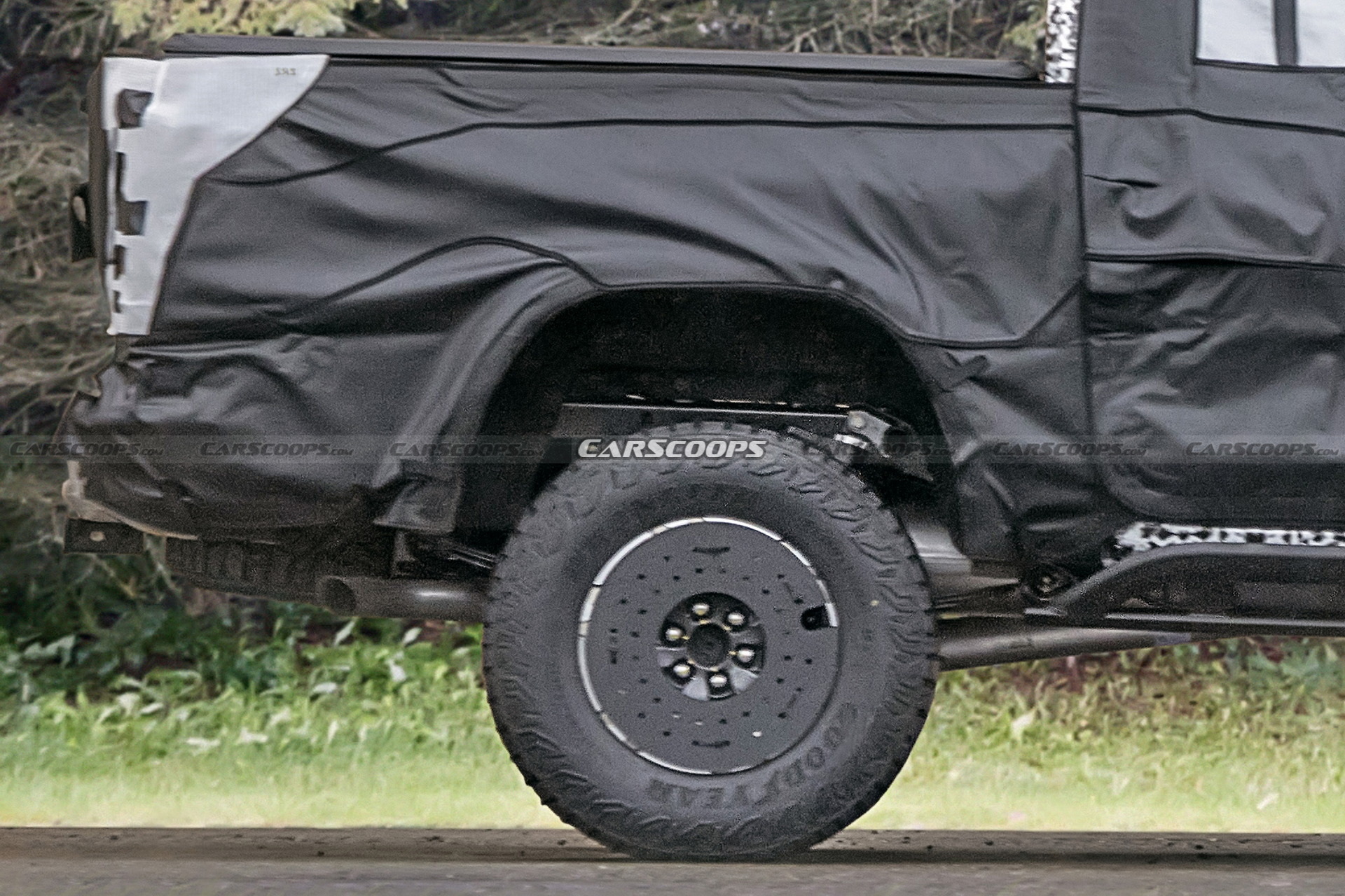 2023 Chevrolet Colorado Spotted Again Under Heavy Camo, This Time In ZR2 Guise