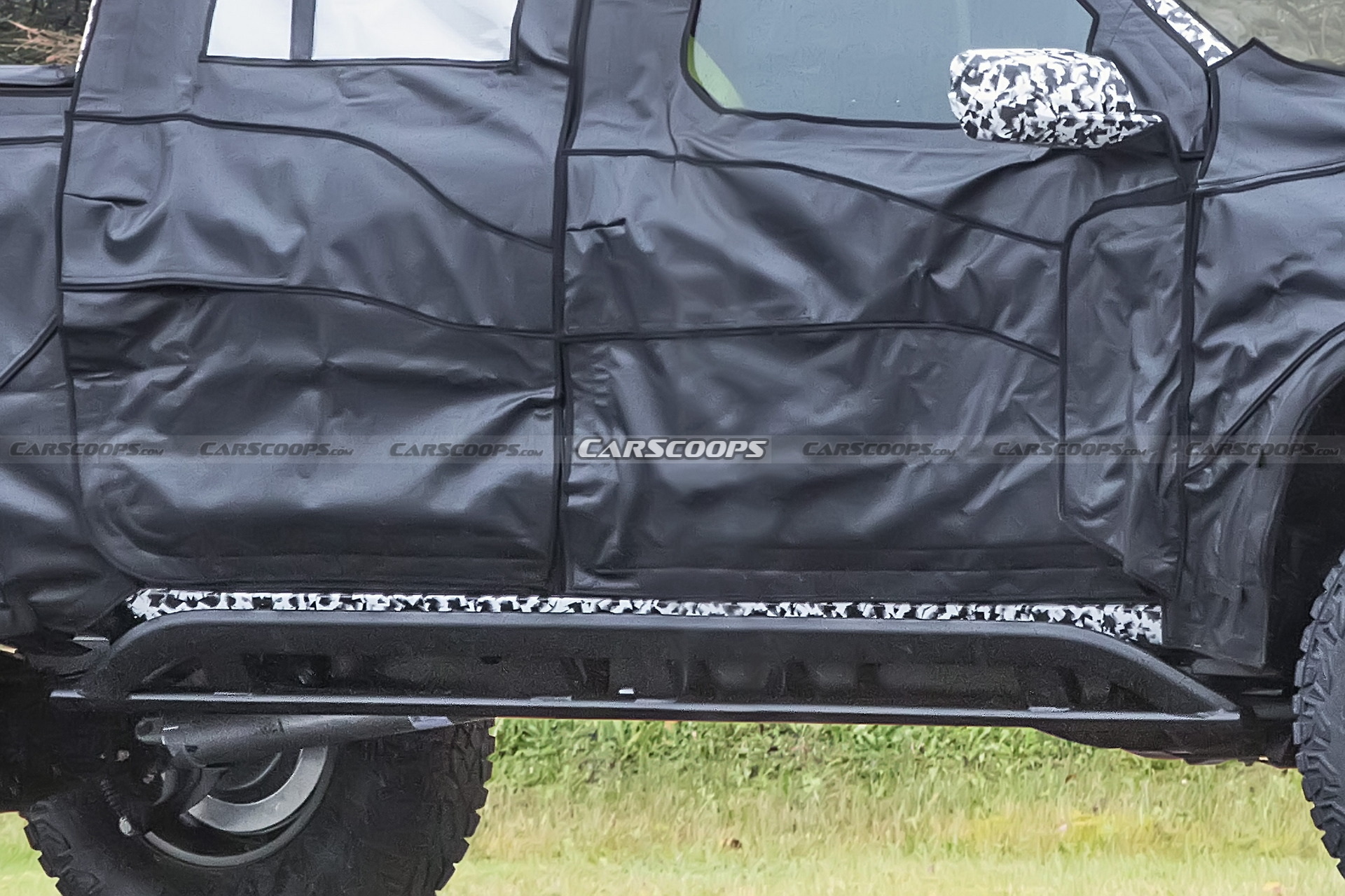 2023 Chevrolet Colorado Spotted Again Under Heavy Camo, This Time In ZR2 Guise