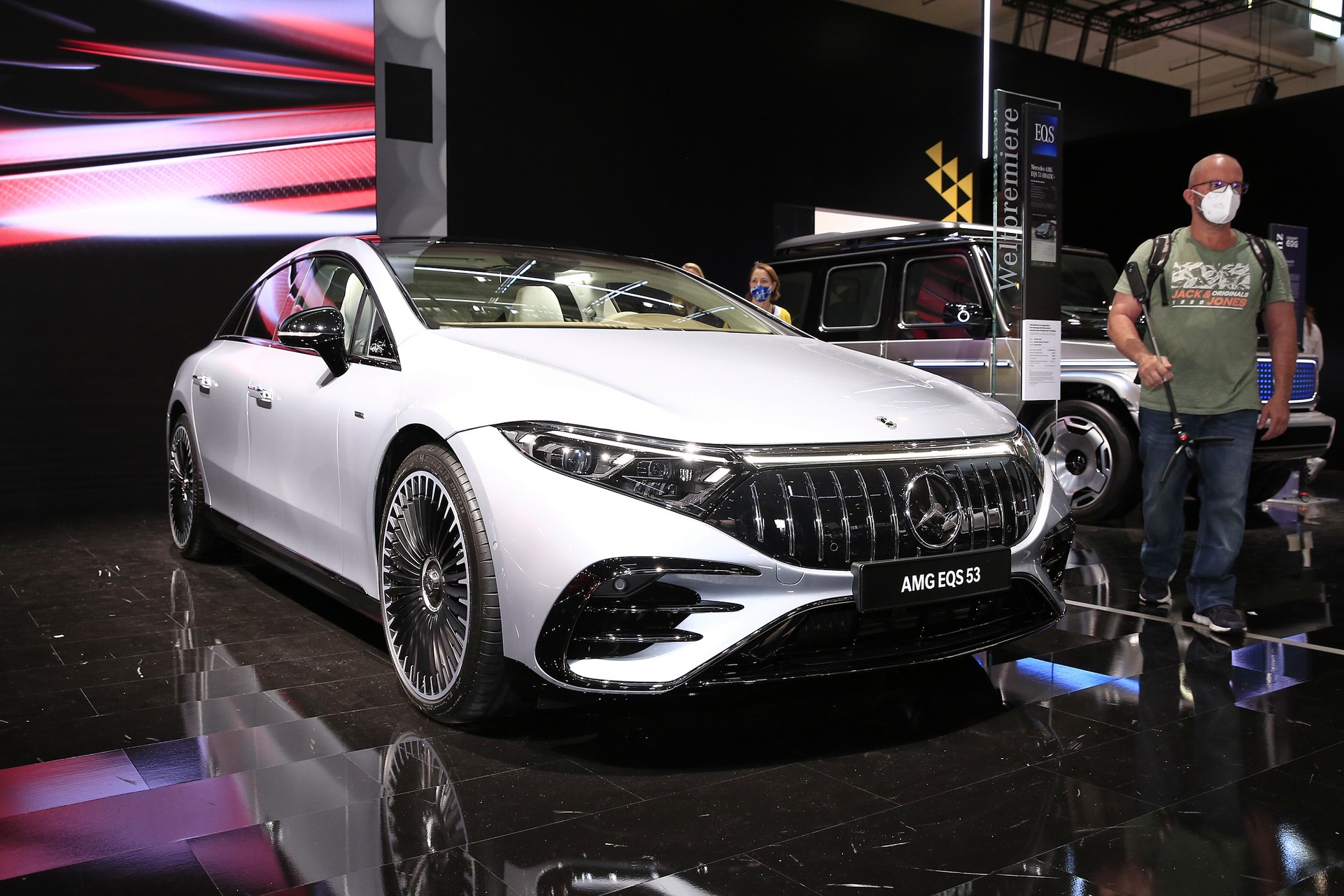 Electrifying 751-HP Mercedes-AMG EQS 53 Is Benz’s New Performance Flagship Limo