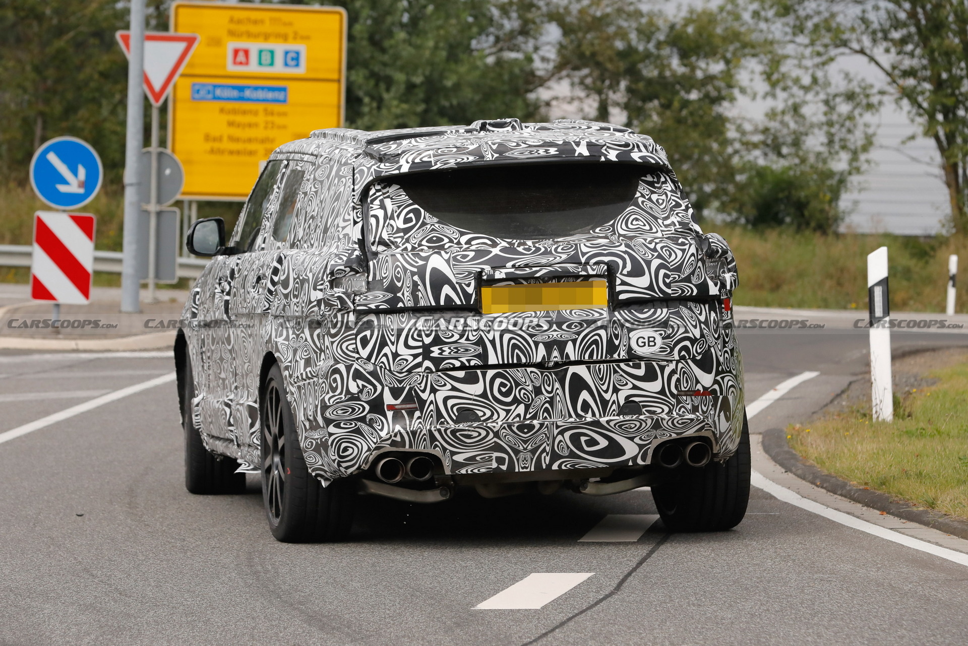 2023 Range Rover Sport SVR Shows More Of Its Face During Nurburgring Tests