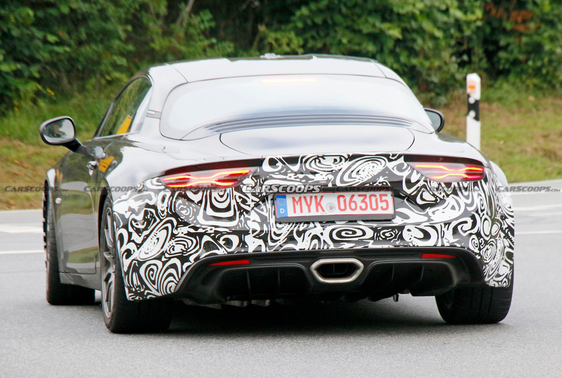 Mysterious Alpine A110 Spied, Could Hint At A Facelifted Variant
