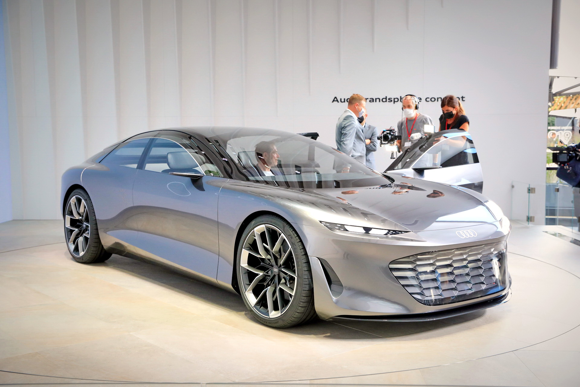 Audi Grandsphere Concept Rewrites The Next Generation A8’s Script, Looks Strikingly Elegant In Munich