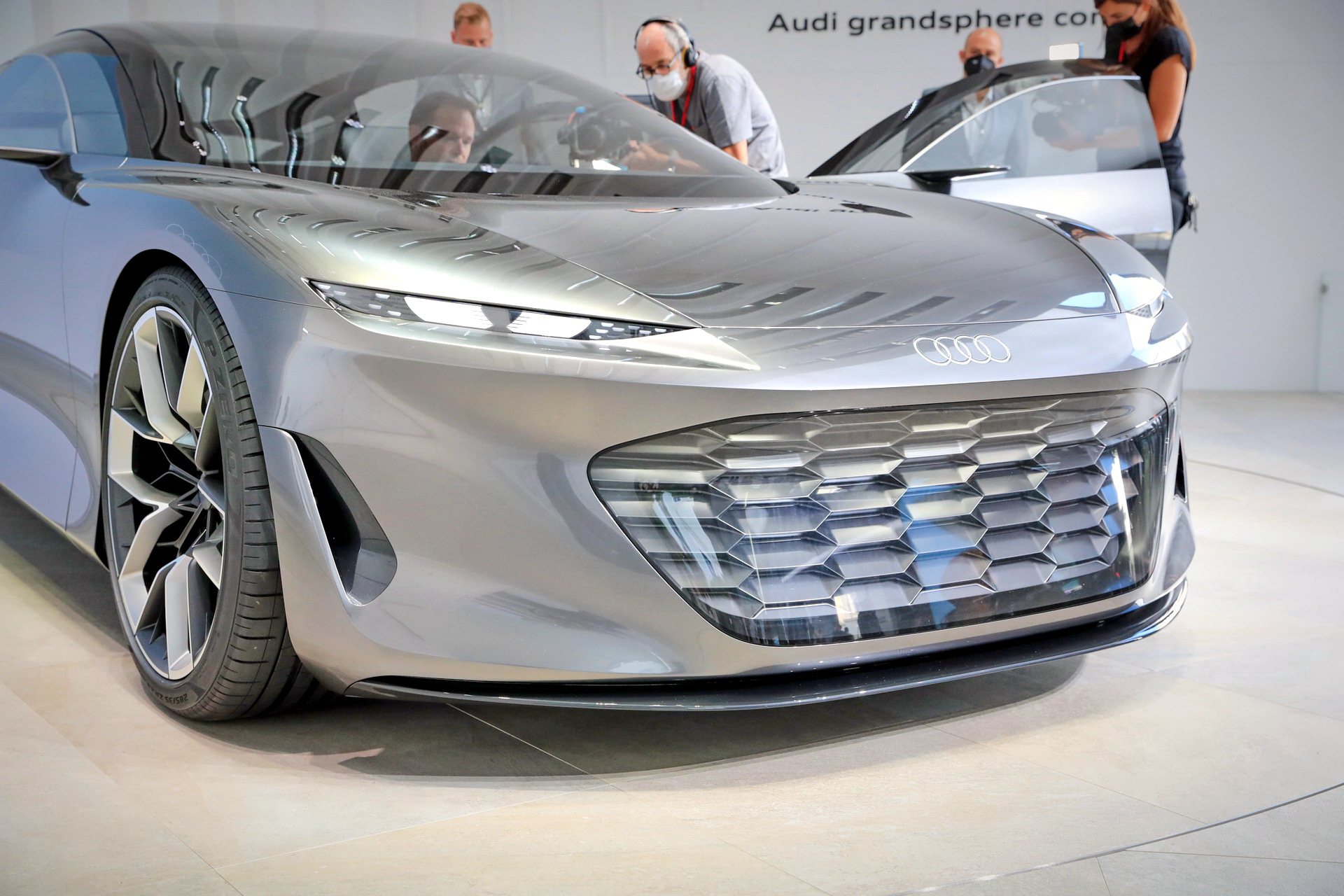 Audi Grandsphere Concept Rewrites The Next Generation A8’s Script, Looks Strikingly Elegant In Munich