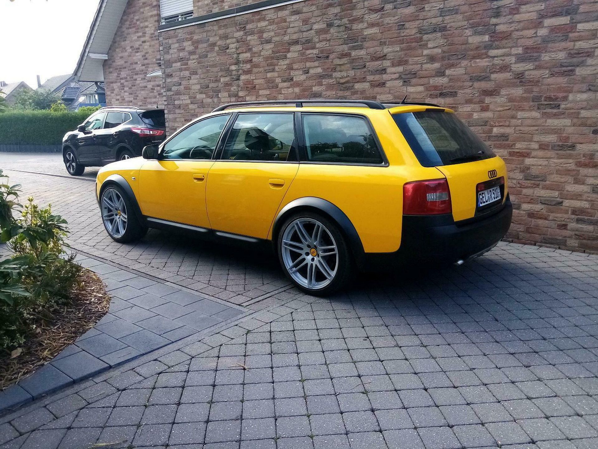 Would You Buy This Custom-Built Audi RS6 Allroad Quattro For $21k?