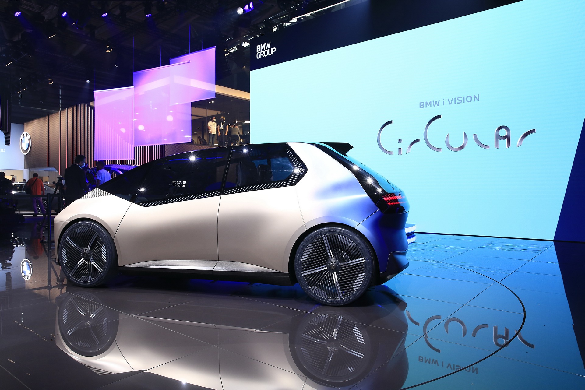 BMW i Vision Circular Concept Is An Innovative Totally Recyclable City Car