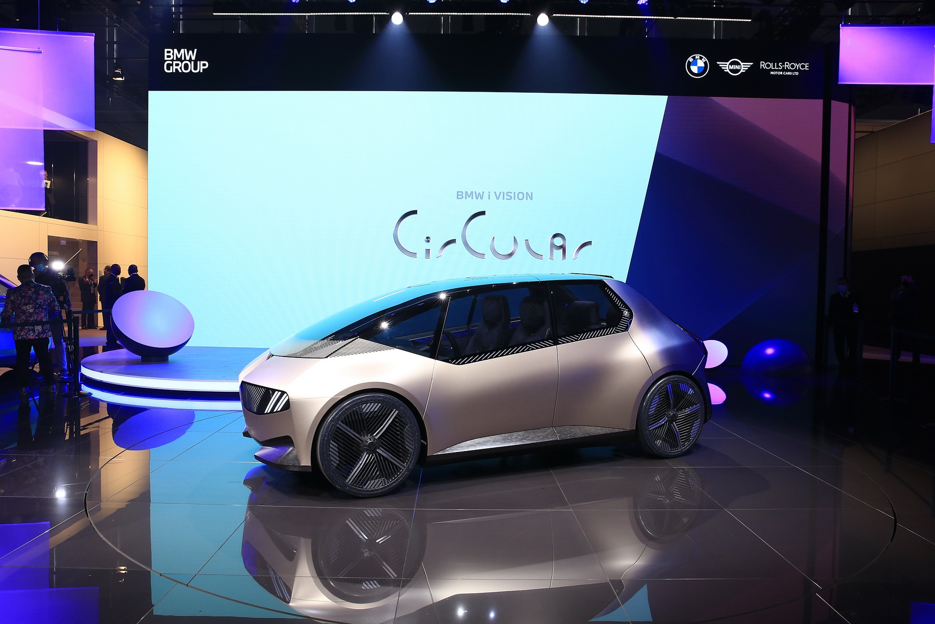 BMW i Vision Circular Concept Is An Innovative Totally Recyclable City Car