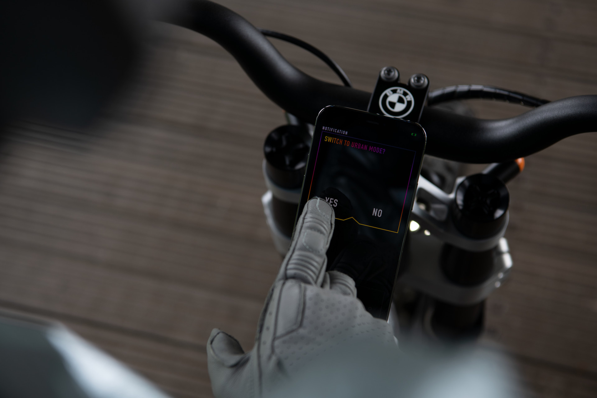 BMW AMBY Twins Bring I Vision Electric Thinking To Two Wheels