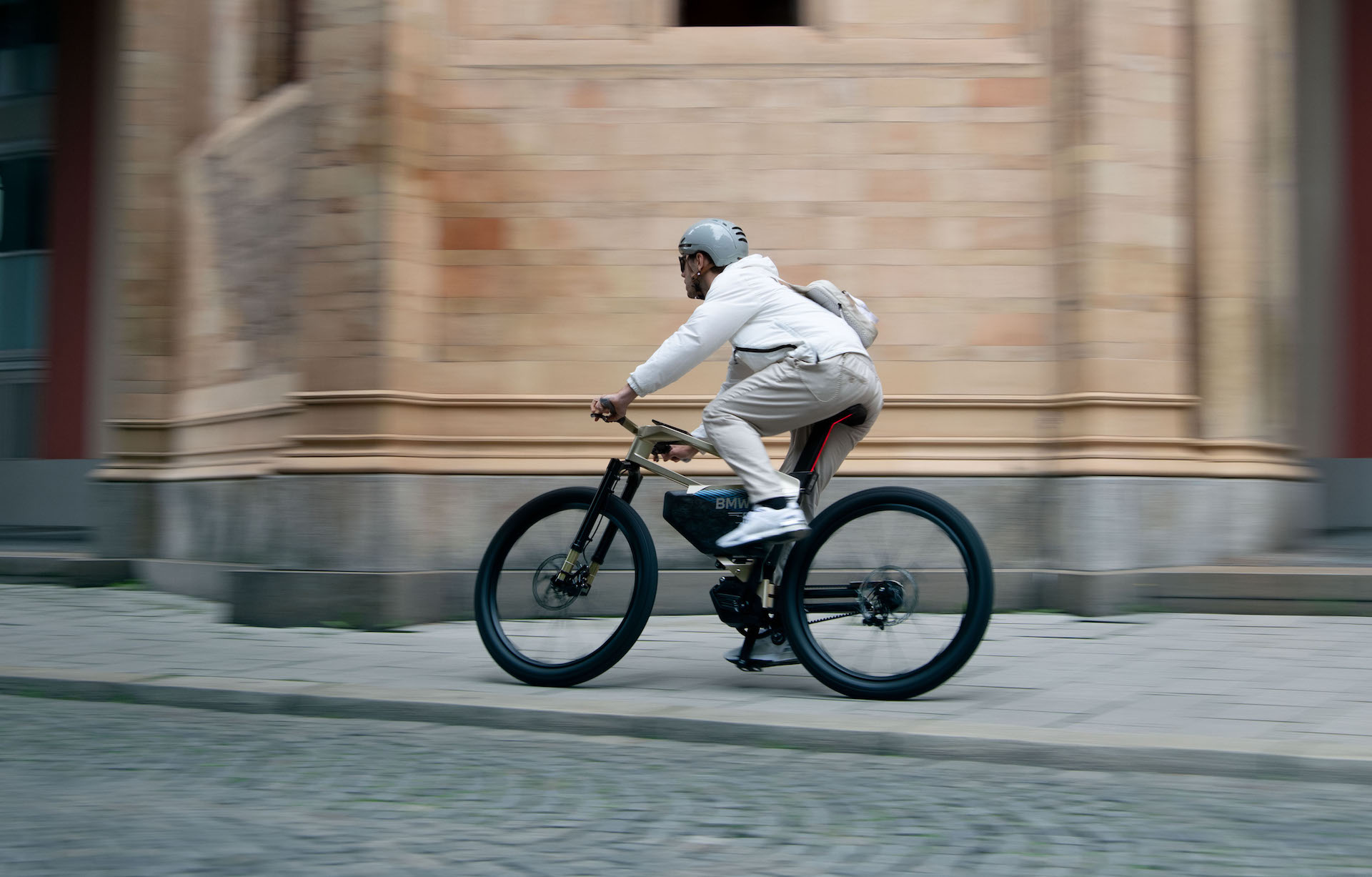BMW AMBY Twins Bring I Vision Electric Thinking To Two Wheels
