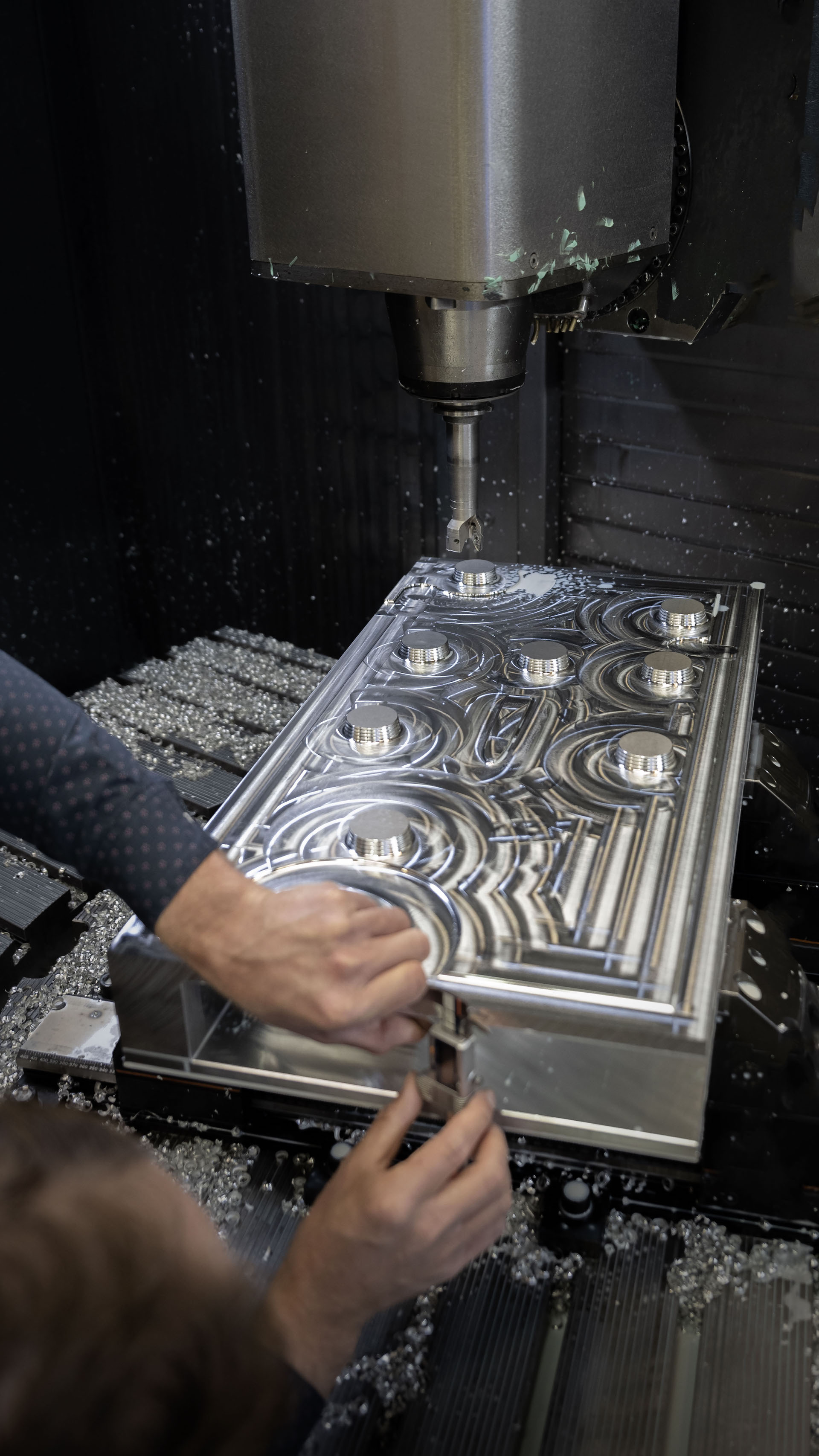 BMW AMBY Twins Bring I Vision Electric Thinking To Two Wheels