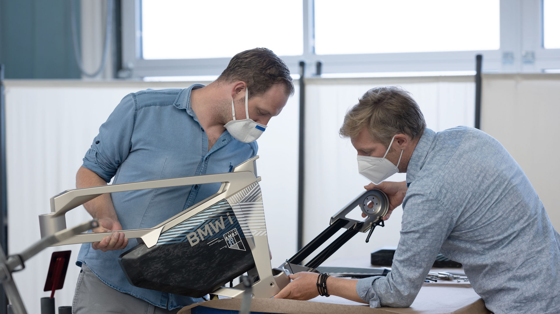 BMW AMBY Twins Bring I Vision Electric Thinking To Two Wheels