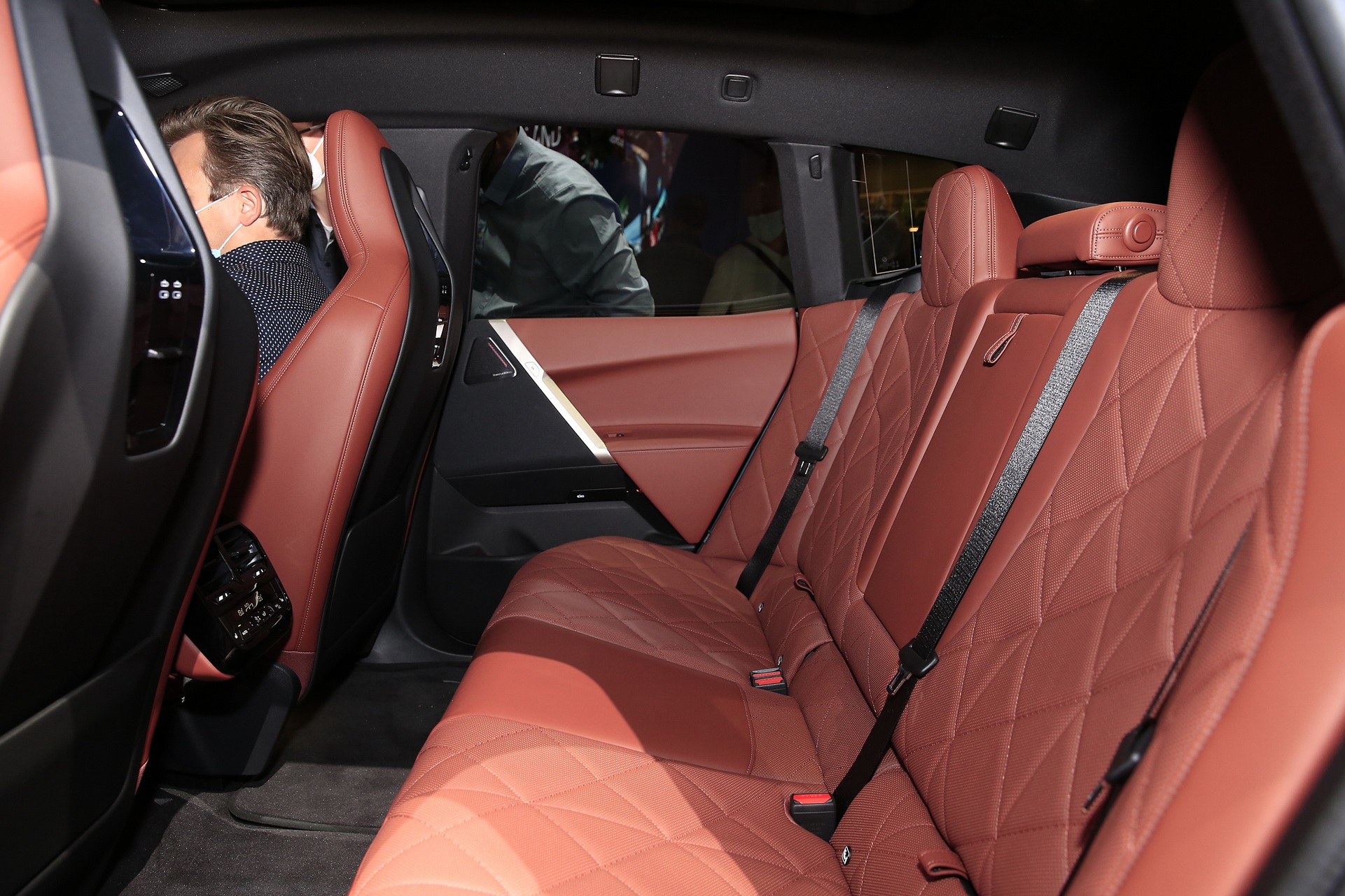 BMW iX Gets Speakers With Actual Diamonds In Them For Optimal Sound