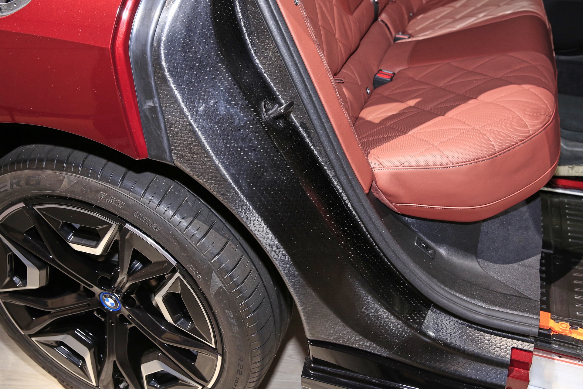 BMW iX Gets Speakers With Actual Diamonds In Them For Optimal Sound