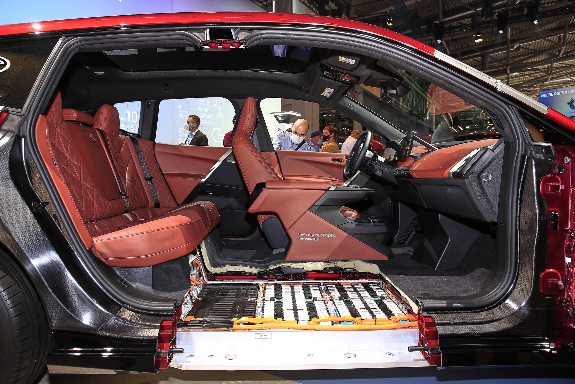 BMW iX Gets Speakers With Actual Diamonds In Them For Optimal Sound