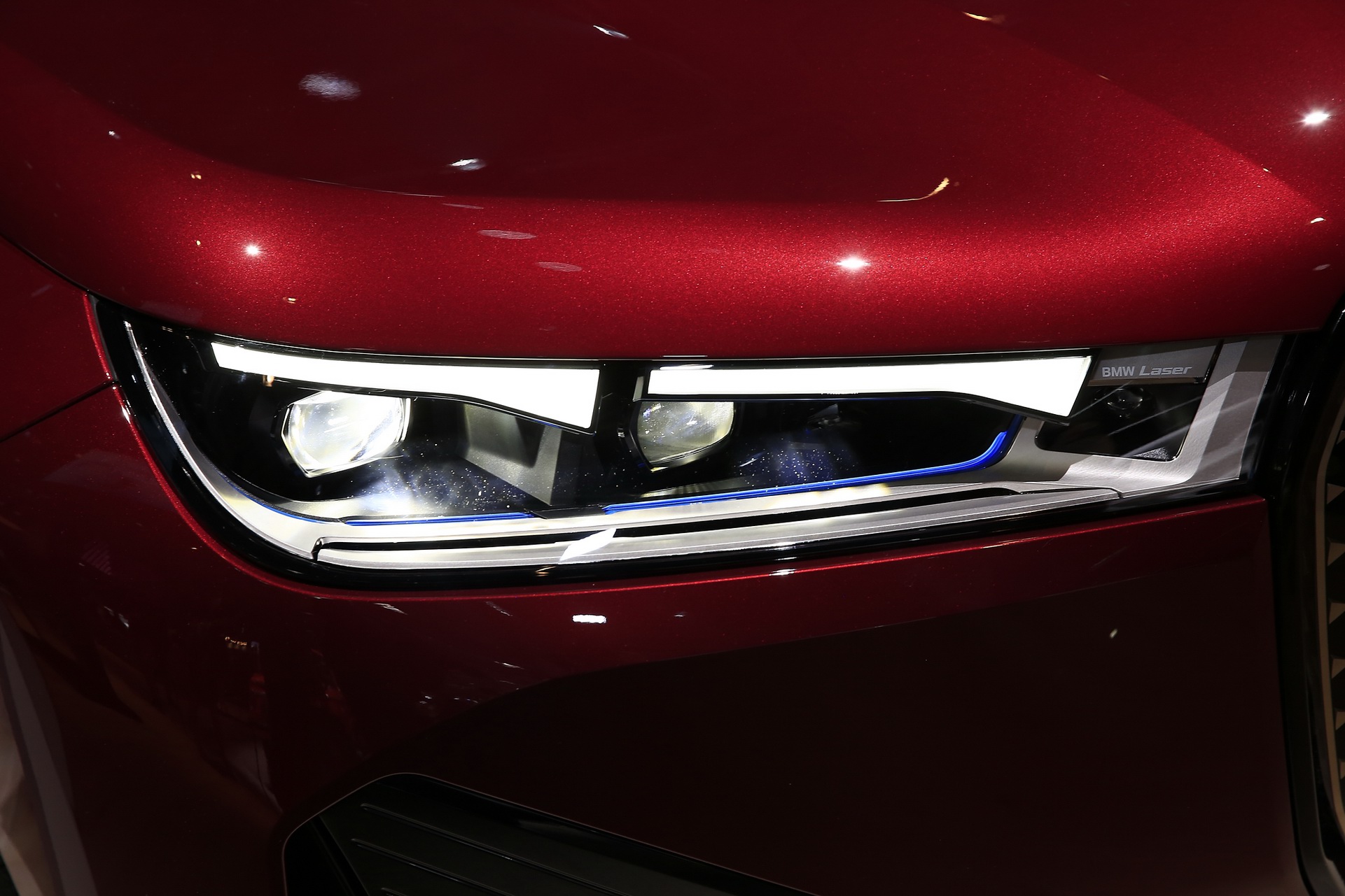 BMW iX Gets Speakers With Actual Diamonds In Them For Optimal Sound