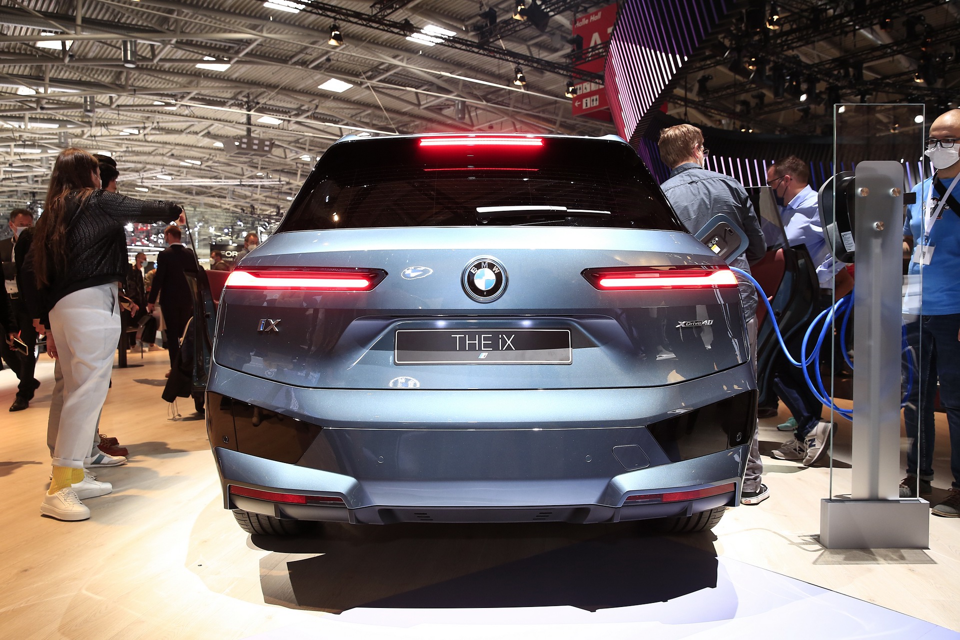 BMW iX Gets Speakers With Actual Diamonds In Them For Optimal Sound