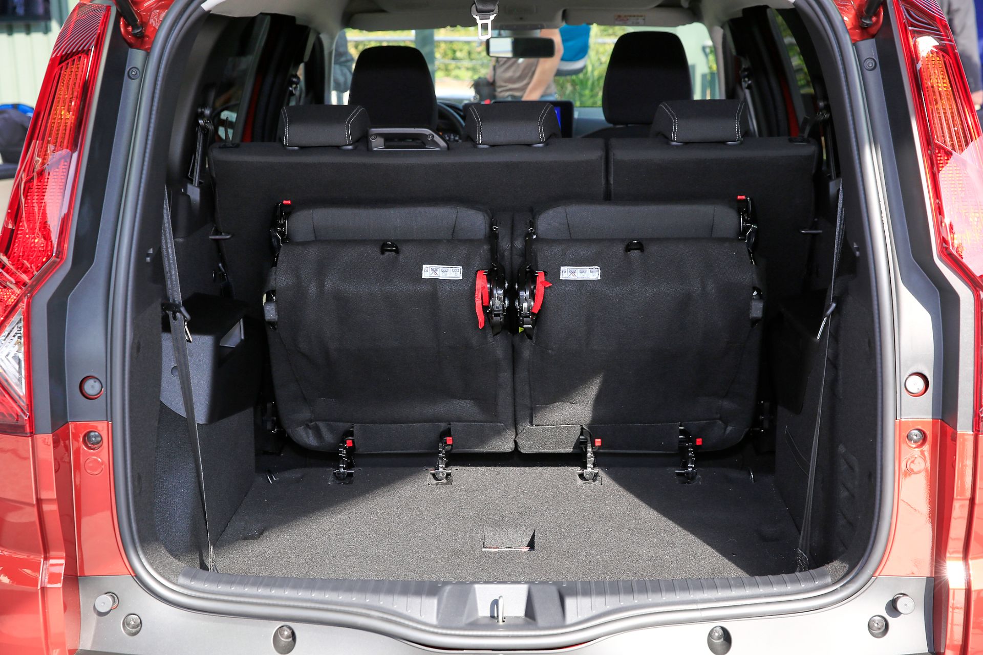 Dacia Jogger Unveiled On A Floating Platform Looking Larger IRL