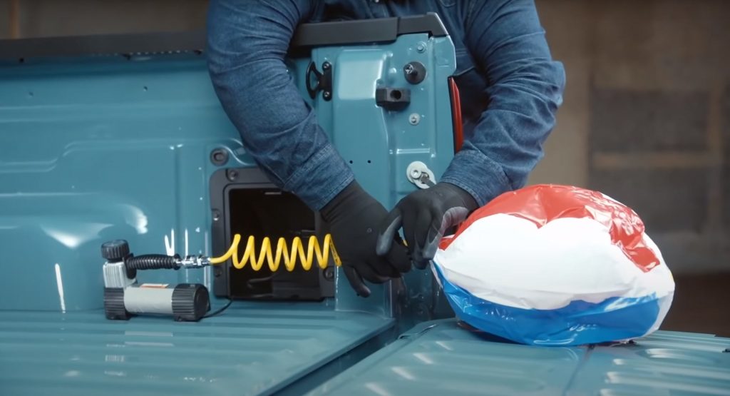 The Ford Maverick Has Two Hidden 12-Volt Plugs In Its Bed