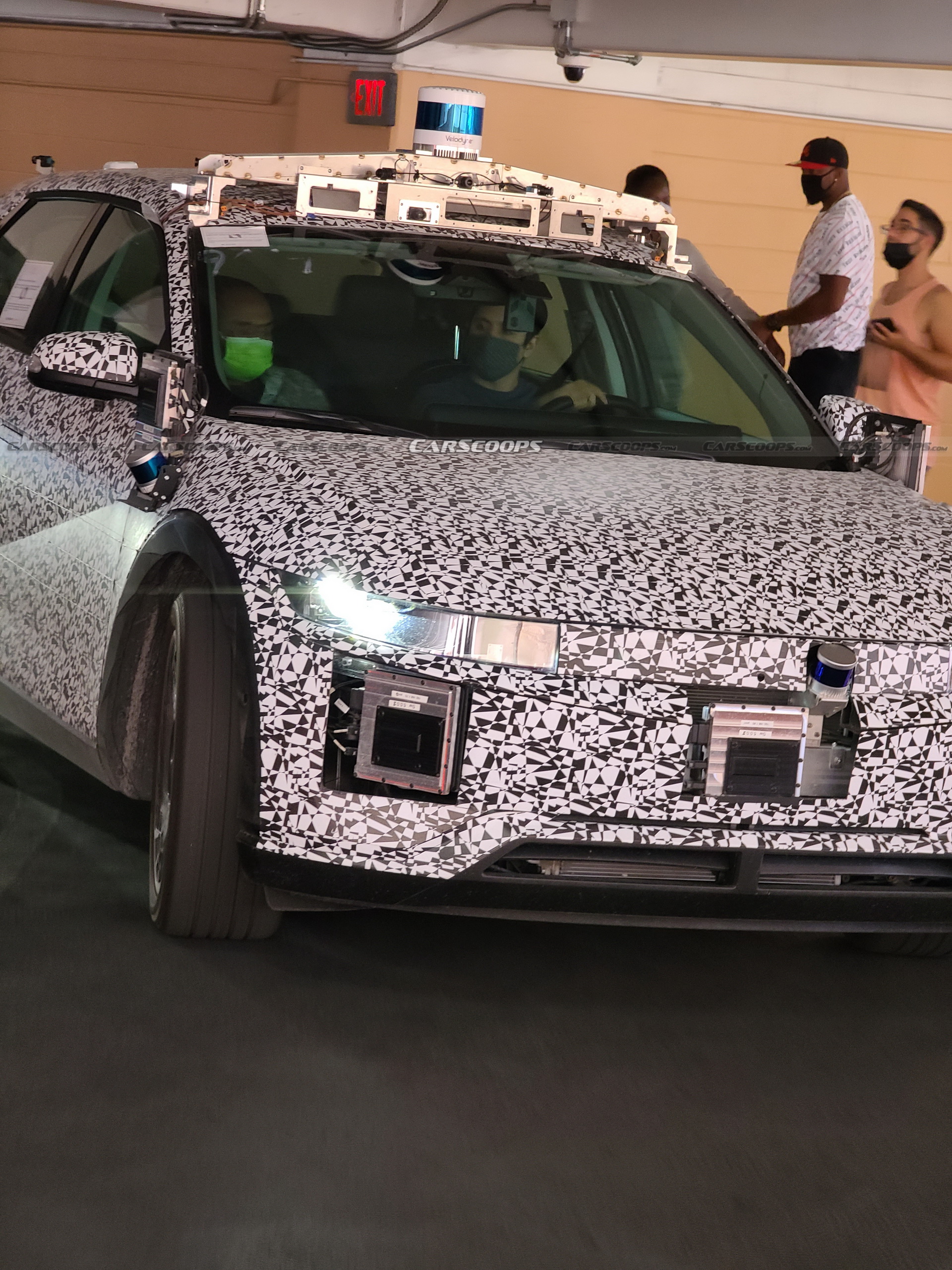 U Spy The Hyundai Ioniq 5 Robotaxi Being Tested At The Las Vegas Airport