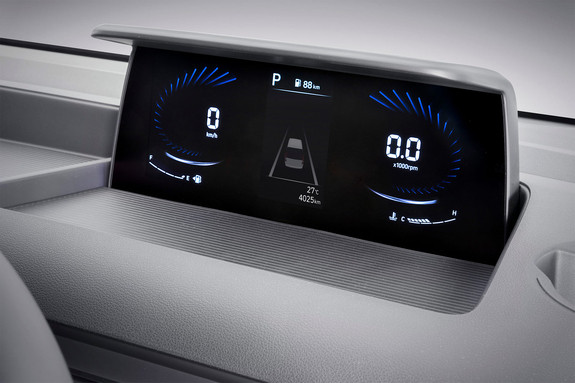 The New 2022 Hyundai Staria-Load Is One Funky Looking Commercial Van