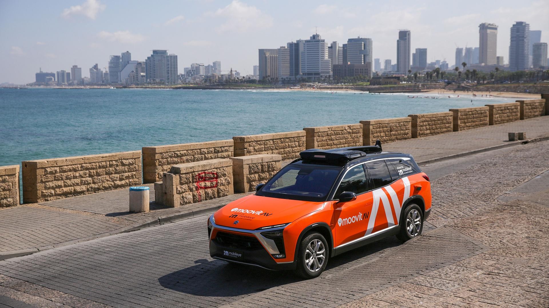 Intel’s Mobileye Introduces New Robotaxi, Will Enter Service Next Year