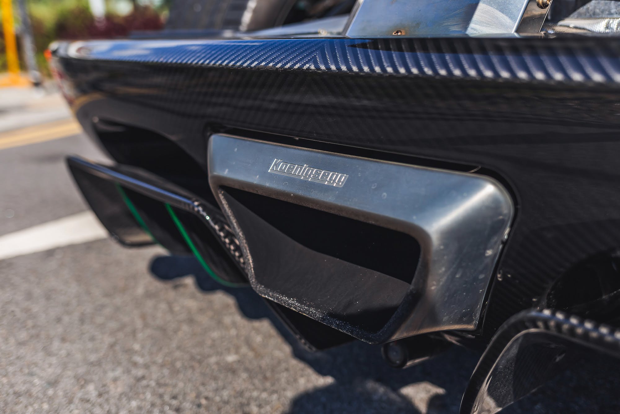Stunning Green Carbon-Fiber Koenigsegg Agera S Offered In Online Auction