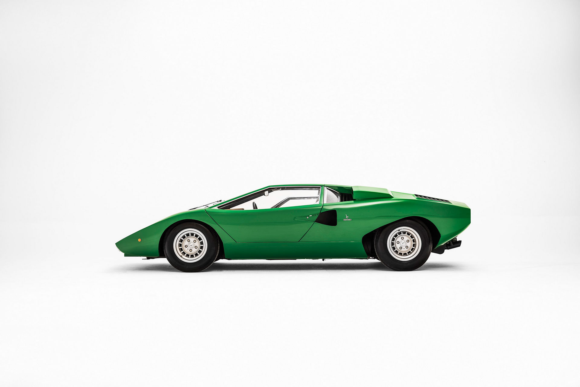 Lamborghini Countach LPI 800-4 Shown At Interactive Milano Design Week Exhibition