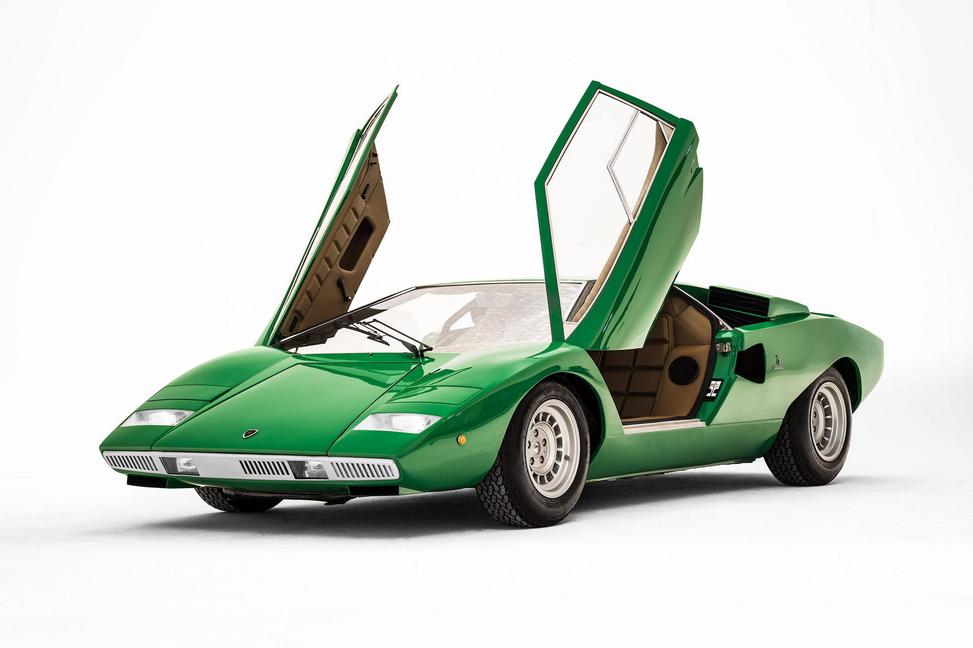 Lamborghini Countach LPI 800-4 Shown At Interactive Milano Design Week Exhibition
