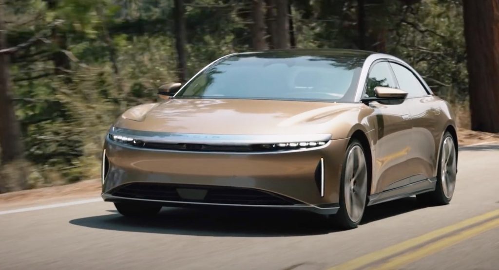  2022 Lucid Air Driven, 520-Mile Range Tested By Motor Trend